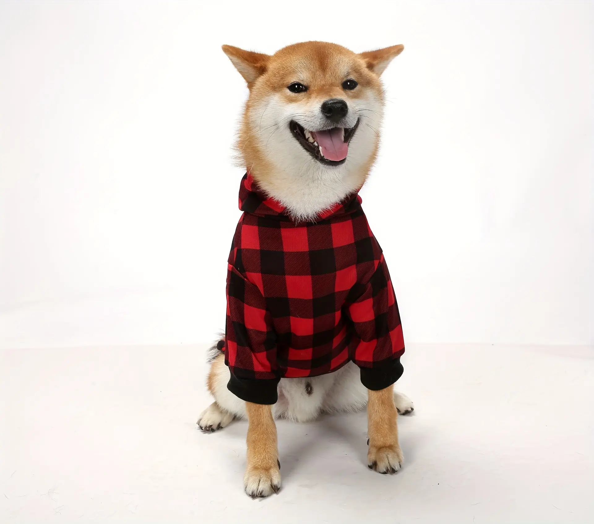 Checkered Pet Hoodie Sweater for Warm Wear, Pocket Design – description image 5